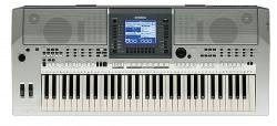 Yamaha PSR S700