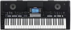 Yamaha PSR S550B