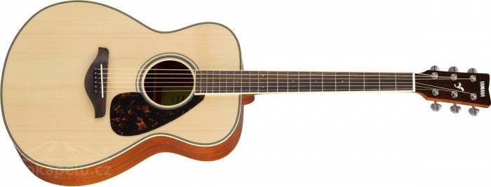 Yamaha FS 820 NT - westernová kytara
